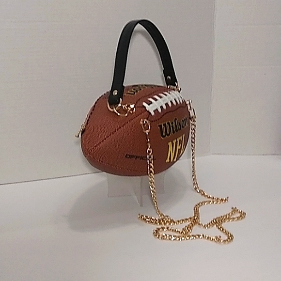 HANDMADE Football Purse 🏈 - Picture 8 of 17
